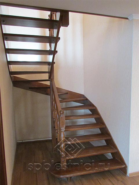 Изготовление деревянных лестниц СПБ